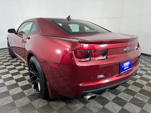 Used 2010 Chevrolet Camaro SS w/ RS Package RWD image 3