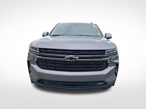 Used 2022 Chevrolet Suburban RST w/ Sport Performance Package AWD/4WD image 2