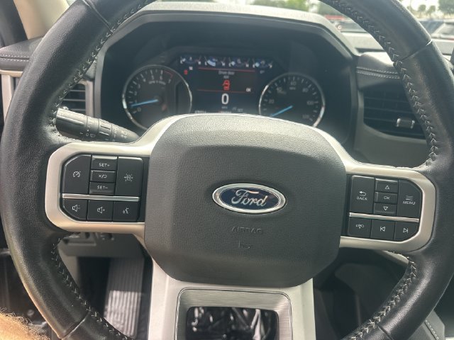 Used 2023 Ford Expedition XLT RWD image 23