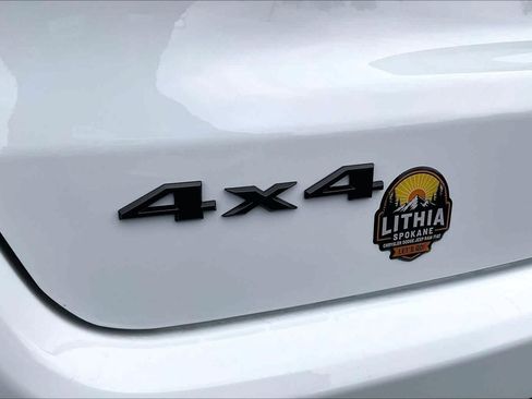 New 2026 Jeep Compass Latitude image 7