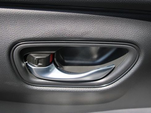 New 2026 Honda HR-V EX-L image 16