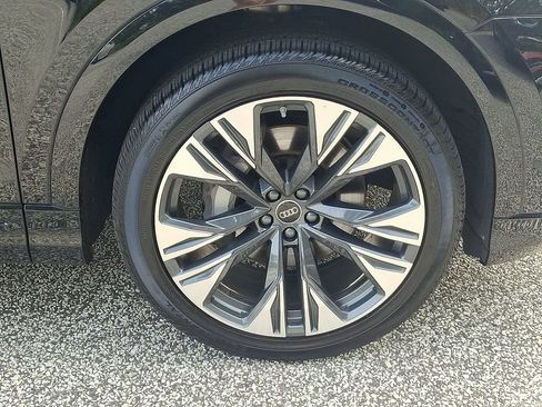 Certified 2026 Audi Q8 Premium Plus w/ Premium Plus Package AWD/4WD image 8