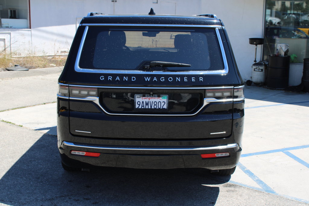 Used 2022 Jeep Grand Wagoneer Series II w/ Premium Group II AWD/4WD image 5