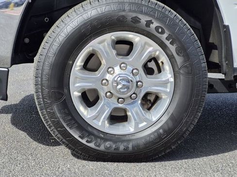 Certified 2024 RAM 2500 Big Horn AWD/4WD image 7