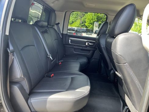 Used 2018 RAM 2500 Laramie w/ Sport Appearance Group AWD/4WD image 28