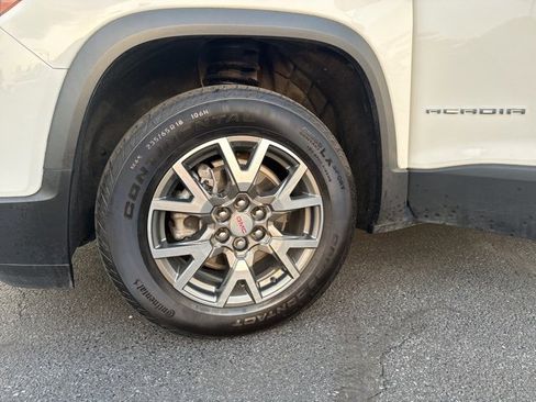 Used 2022 GMC Acadia SLE w/ Driver Convenience Package image 25