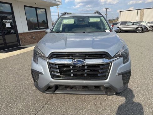 Used 2023 Subaru Ascent Limited w/ Technology Package image 10