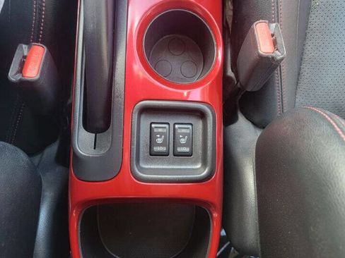 Used 2013 Nissan Juke SL image 15