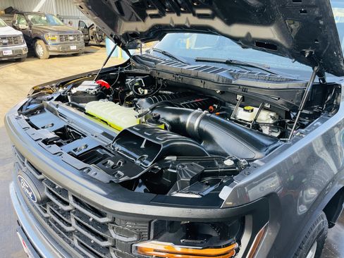 Used 2025 Ford F150 XL w/ Equipment Group 103A High image 11