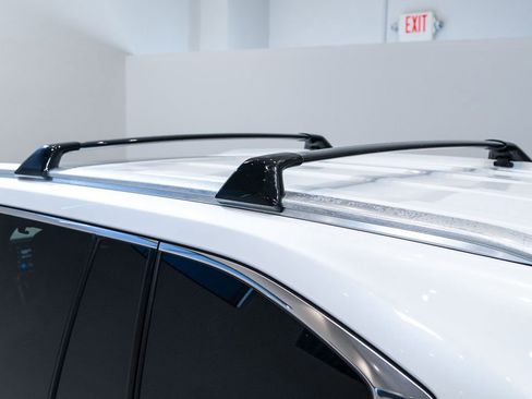 Used 2023 Lexus LX 600 4WD w/ Luxury Package image 11