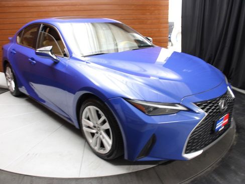 Used 2021 Lexus IS 300 w/ Comfort Package RWD image 19