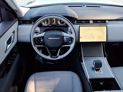 Used 2025 Land Rover Range Rover Velar Dynamic SE image 15