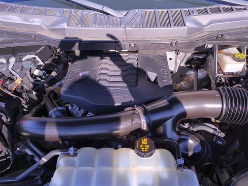 Used 2023 Ford F150 XLT image 30