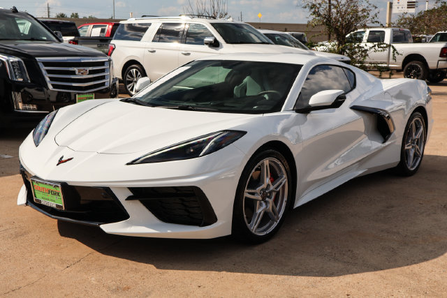 Used 2023 Chevrolet Corvette Stingray Preferred Cpe w/ 2LT RWD image 3