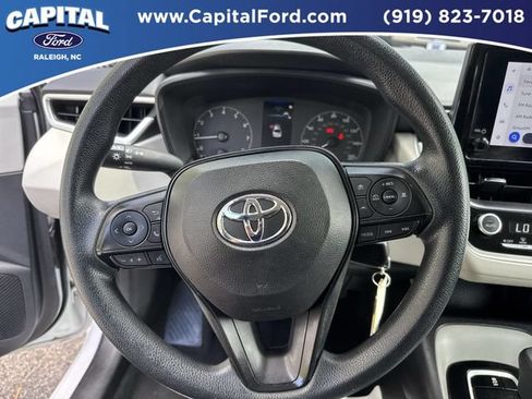 Used 2024 Toyota Corolla LE FWD image 24