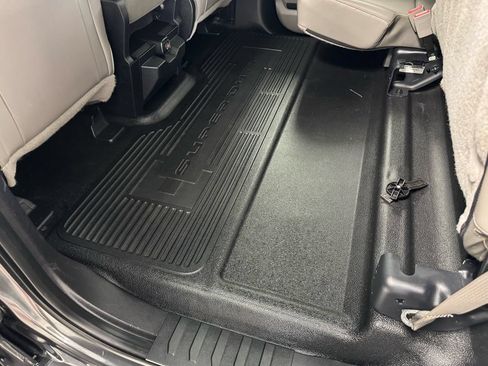 Used 2018 Ford F250 XL w/ STX Appearance Package AWD/4WD image 20