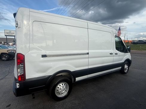 Used 2025 Ford Transit 250 148 Medium Roof Extended AWD image 5