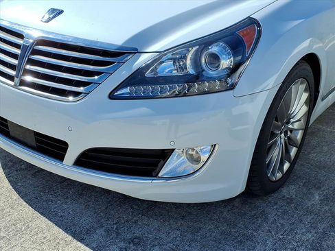 Used 2014 Hyundai Equus Signature image 4