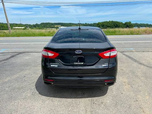 Used 2016 Ford Fusion SE w/ Equipment Group 202A AWD/4WD image 10