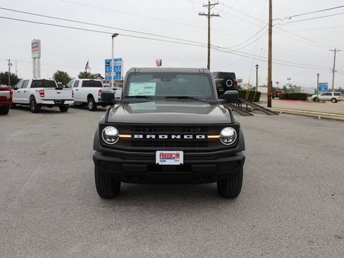 New 2025 Ford Bronco Big Bend image 2