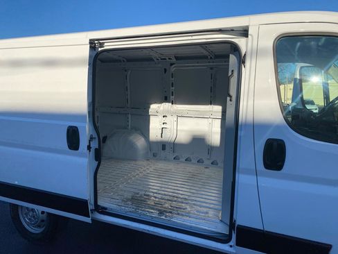 Used 2023 RAM ProMaster 2500 image 20