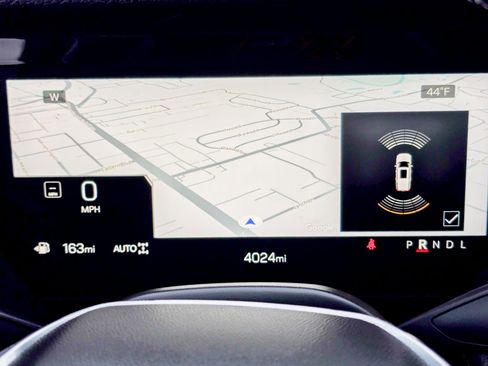 Used 2025 GMC Yukon XL Denali w/ Sun & Power Step Package image 55