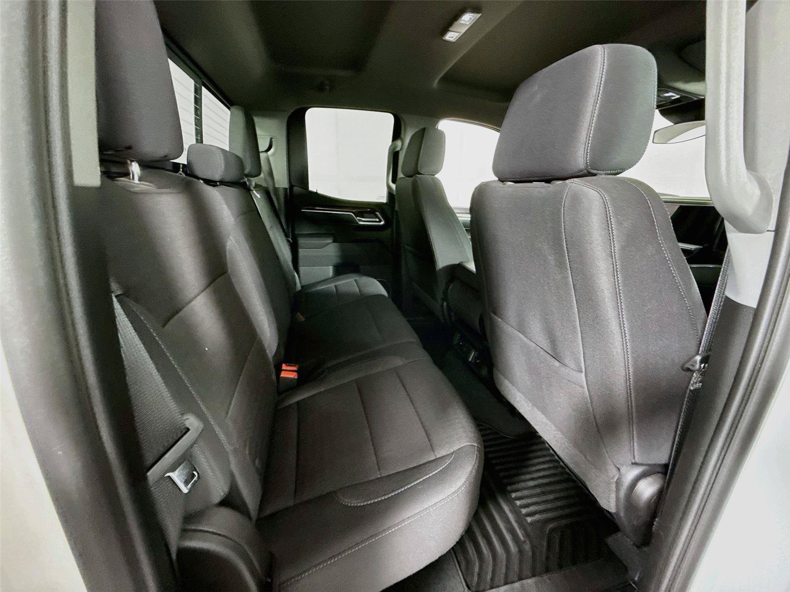 New 2026 GMC Sierra 1500 SLE w/ Preferred Package AWD/4WD image 19