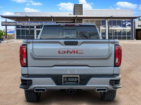 Used 2025 GMC Sierra 1500 Denali image 6