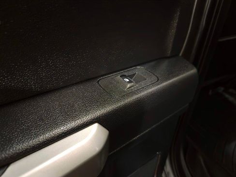 Used 2017 Ford F250 Lariat w/ Lariat Ultimate Package image 36