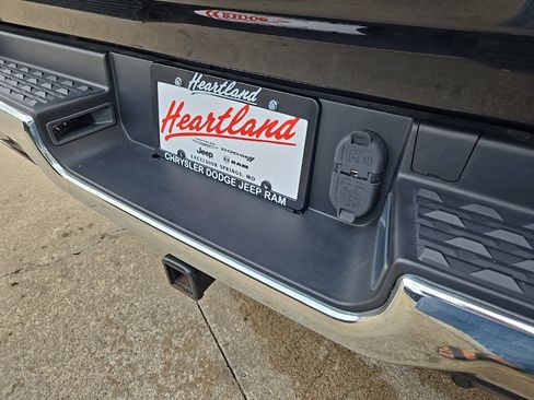 Used 2022 RAM 1500 Laramie image 24