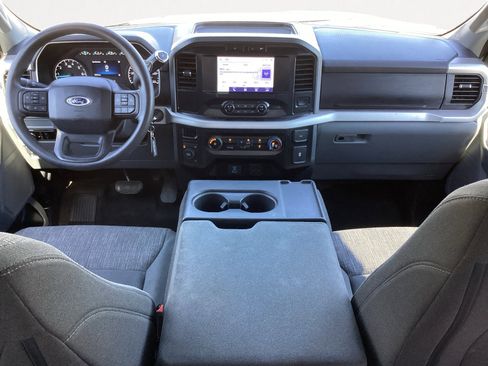Used 2023 Ford F150 XLT image 4