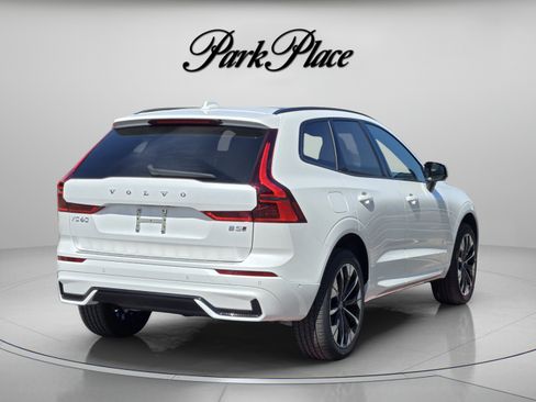 Used 2026 Volvo XC60 B5 Plus w/ Protection Package Premier AWD/4WD image 6