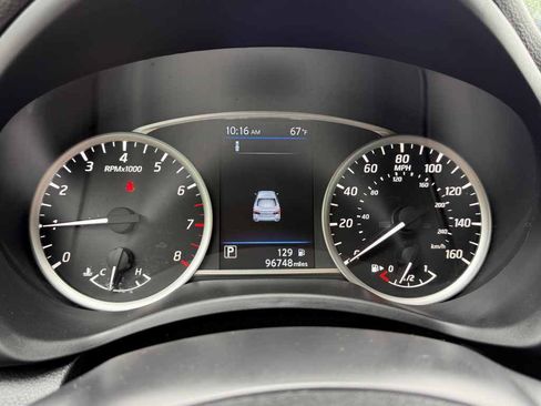 Used 2019 Nissan Sentra SV FWD image 16