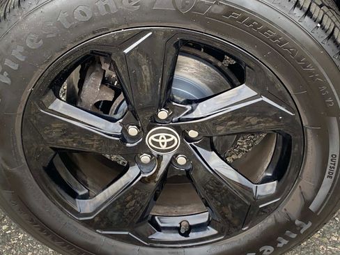 Used 2021 Toyota RAV4 XSE image 26