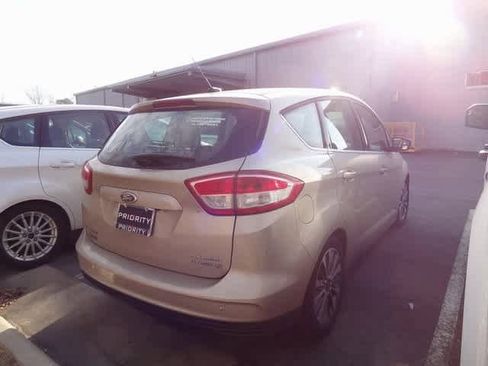 Used 2017 Ford C-MAX Titanium w/ Equipment Group 301A image 4