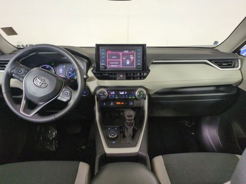 Used 2019 Toyota RAV4 XLE w/ Convenience Package AWD/4WD image 15