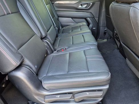 Used 2022 Chevrolet Suburban RST w/ Luxury Package AWD/4WD image 18