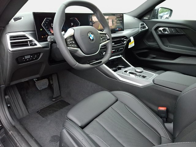 New 2026 BMW 230i xDrive Coupe w/ Convenience Package AWD/4WD image 9