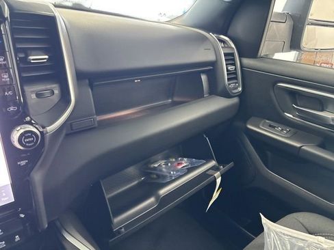 New 2026 RAM 1500 Big Horn AWD/4WD image 41