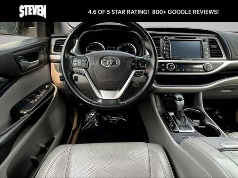Used 2018 Toyota Highlander Limited AWD/4WD image 9