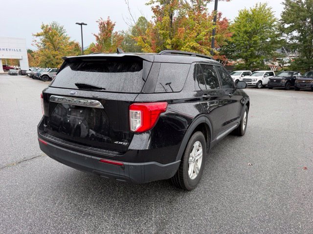 Used 2022 Ford Explorer XLT AWD/4WD image 5