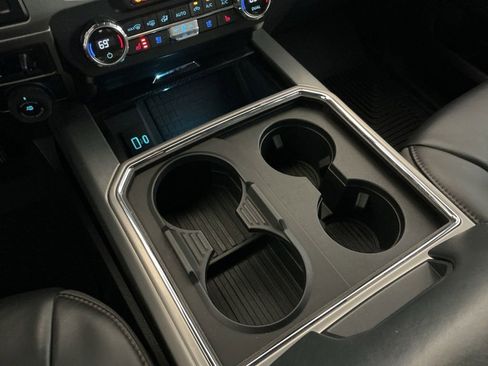 Used 2022 Ford F250 Platinum image 13