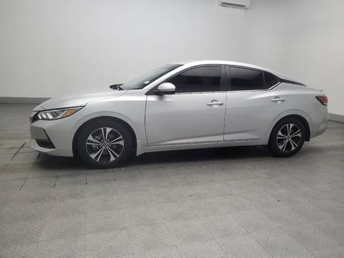Used 2021 Nissan Sentra SV FWD image 2