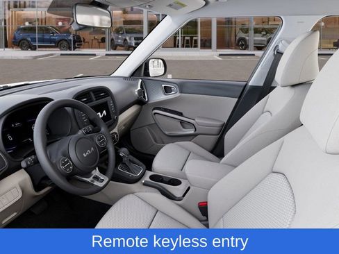 New 2025 Kia Soul LX image 18