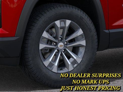 New 2026 Chevrolet Equinox LT w/ Safety and Technology Package FWD image 9