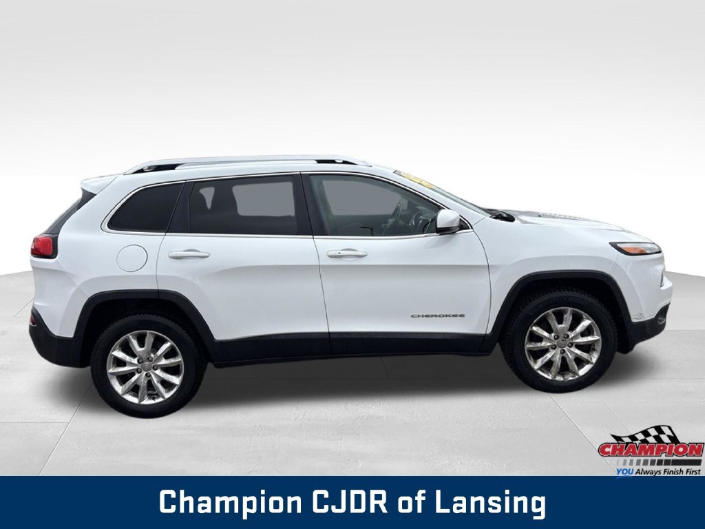 Used 2015 Jeep Cherokee Limited w/ Luxury Group AWD/4WD image 8