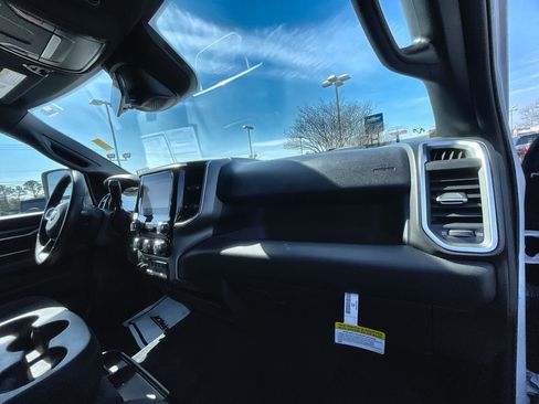 Used 2025 RAM 2500 Big Horn image 27