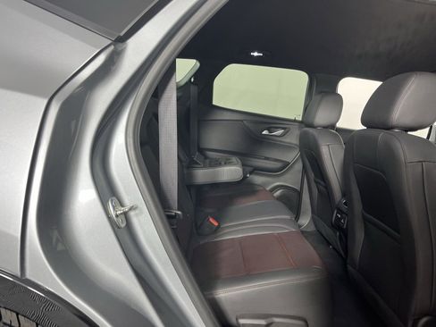 Used 2025 Chevrolet Blazer RS image 31