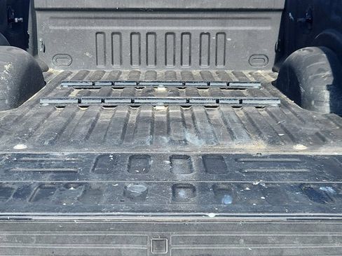 Used 2020 Ford F250 Platinum w/ FX4 Off-Road Package image 16