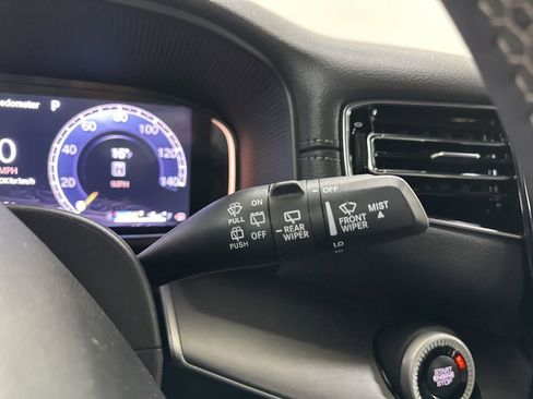 New 2026 Jeep Grand Wagoneer Limited AWD/4WD image 36